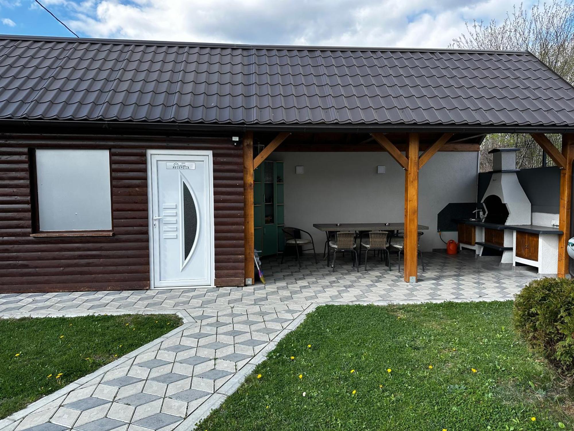 Apartmani Lotus Vrdnik Zewnętrze zdjęcie