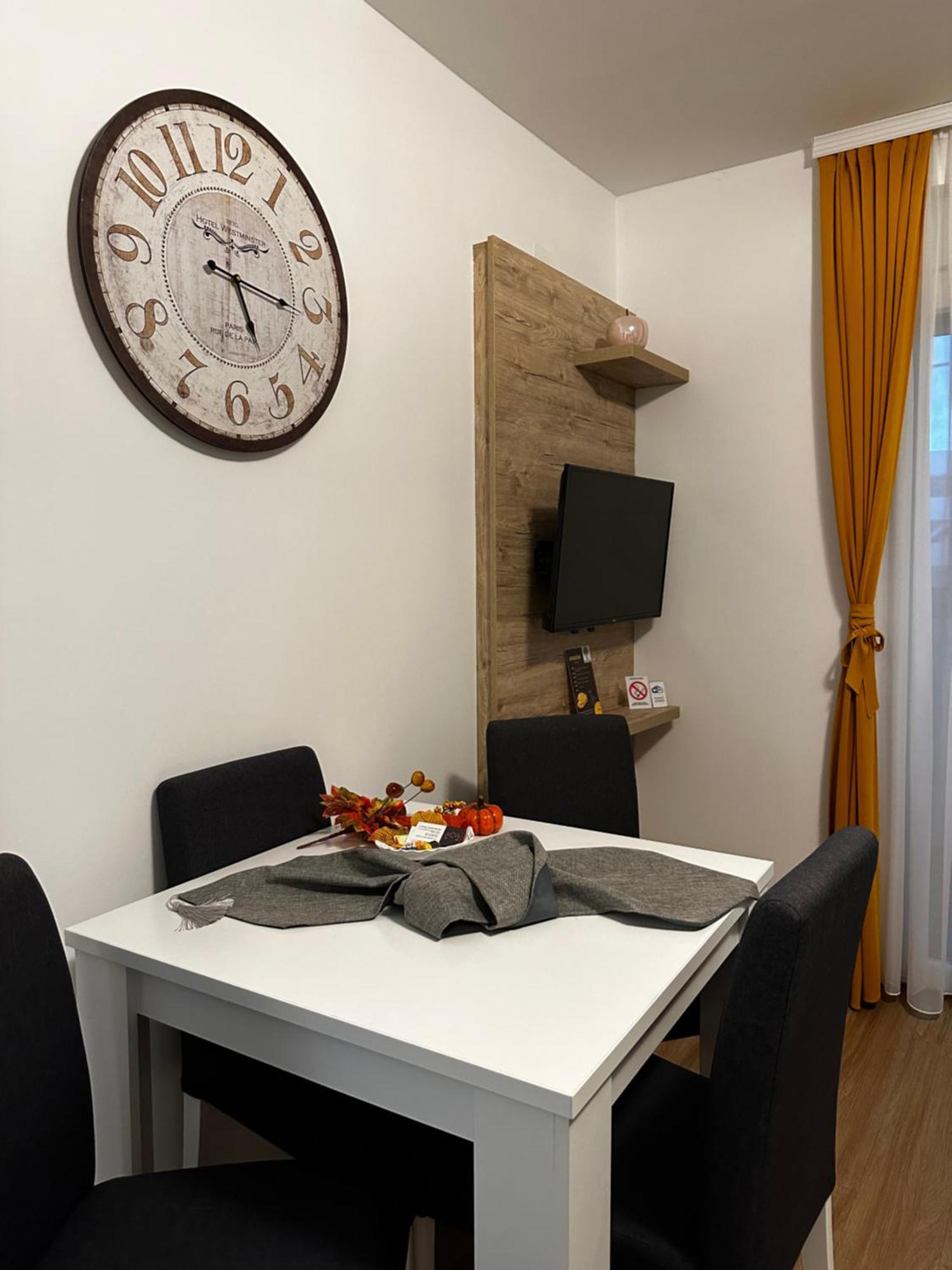 Apartmani Lotus Vrdnik Pokój zdjęcie