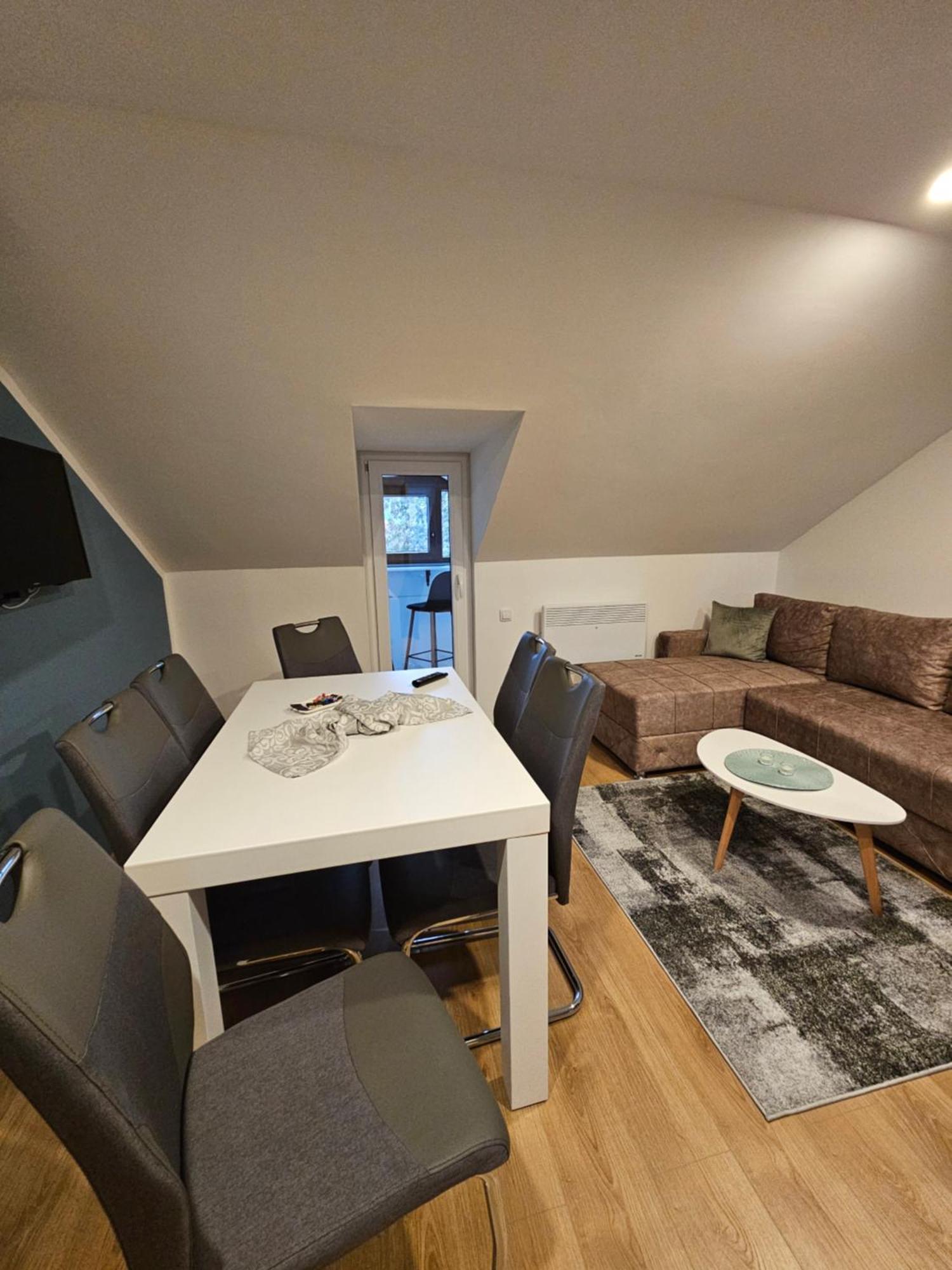 Apartmani Lotus Vrdnik Zewnętrze zdjęcie