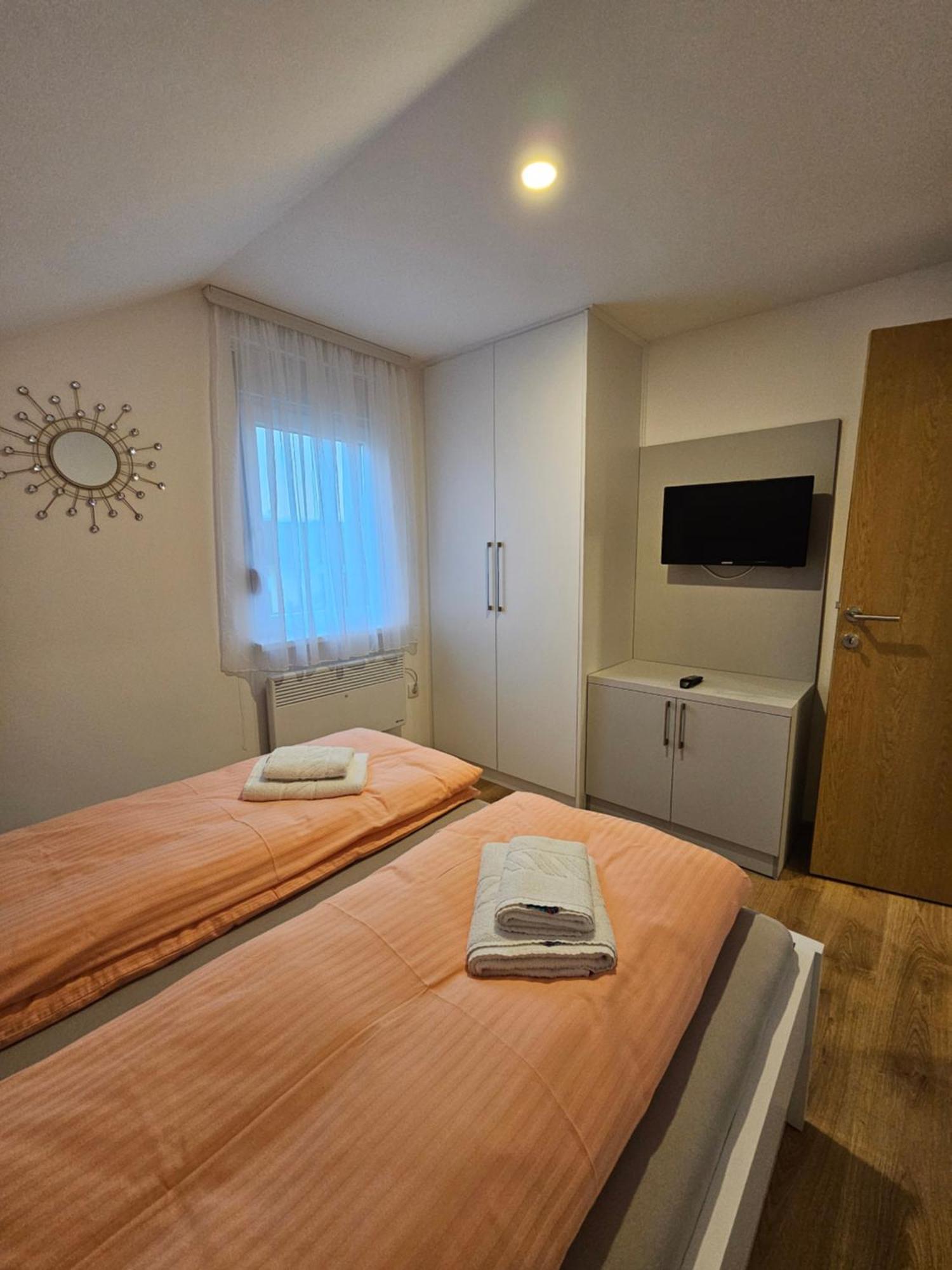 Apartmani Lotus Vrdnik Zewnętrze zdjęcie